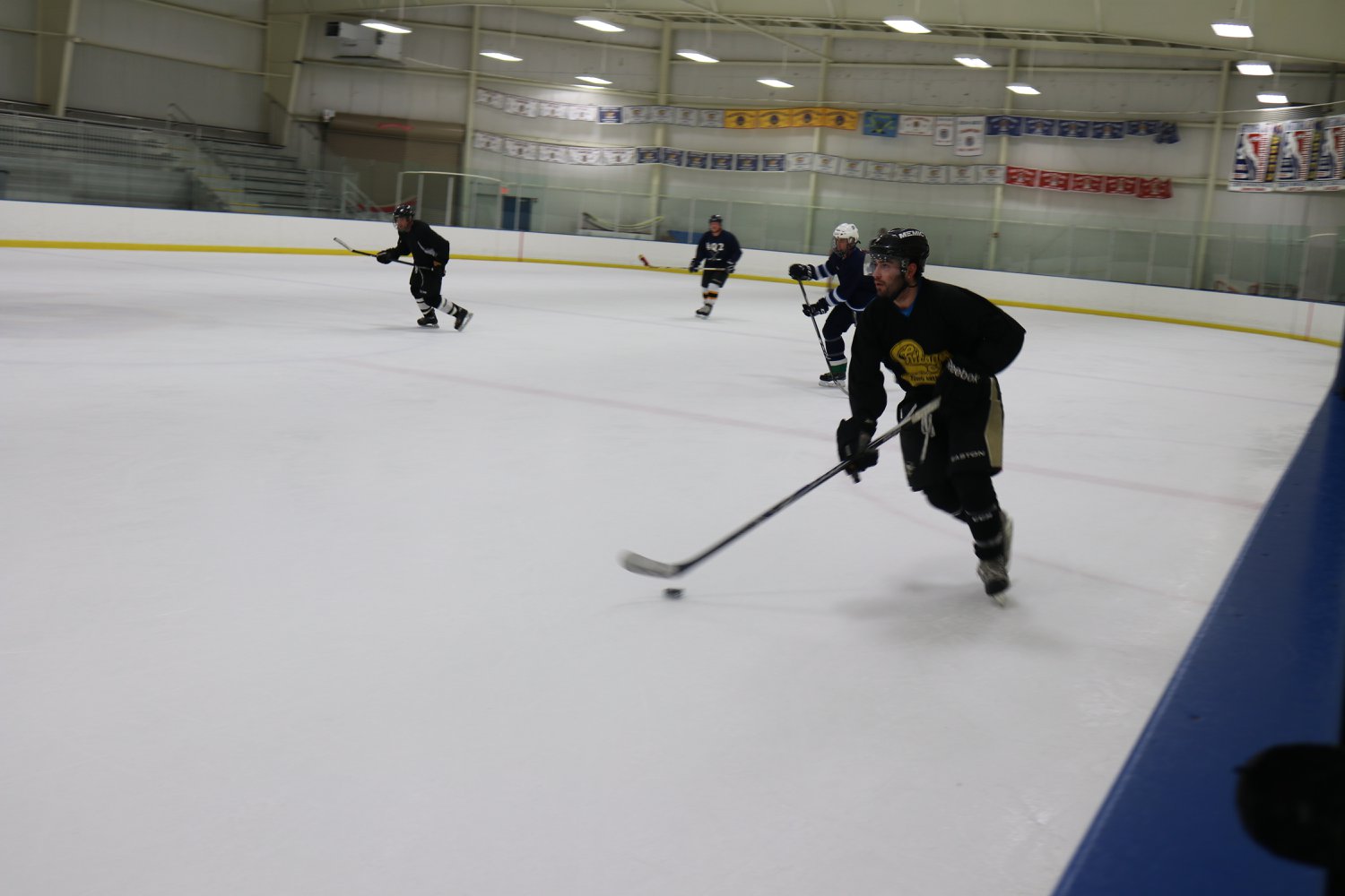 Adult hockey lessons prepare skaters to be great hockey players at Rocket Ice Skating Rink